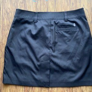 NWOT IZOD Golf black Skort size 8